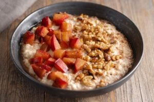 apple-pie-quinoa-breakfast