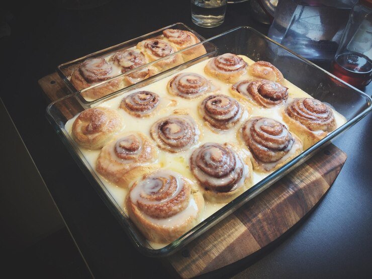 Cream for Cinnamon Rolls